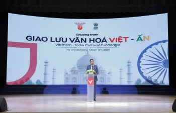 India - Vietnam cultural exchange at Van Lang University _ 18.03.2023