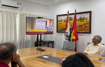Broadcast of the landmark 100th episode of 'Mann Ki Baat' was watched live by members of the Indian community at the Consulate General of India in Ho Chi Minh City today